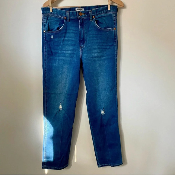 Women's Blue Jeans - Picture 3 of 11